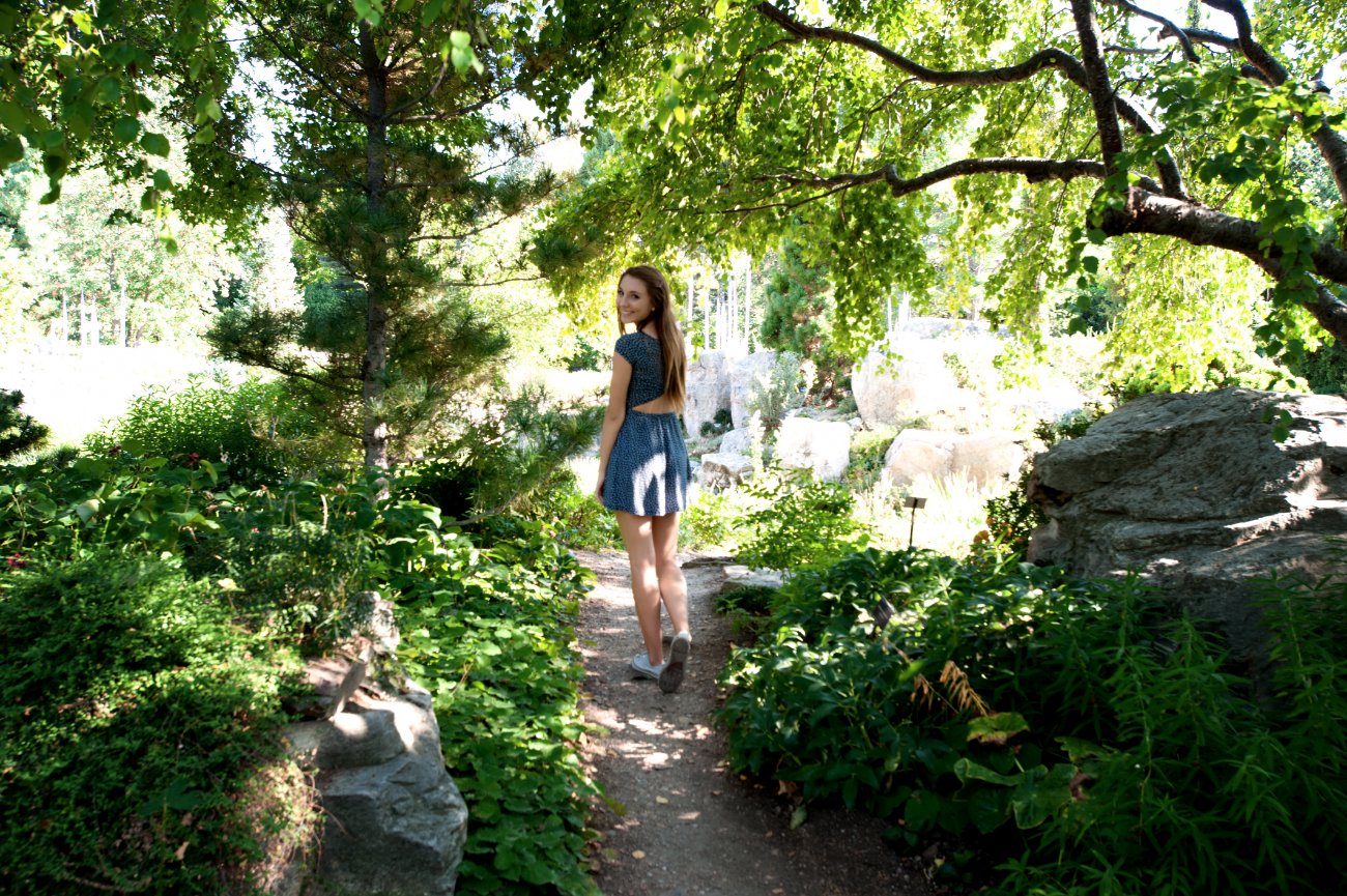 Senior Portraits with Zoe at the Denver Botanic Gardens