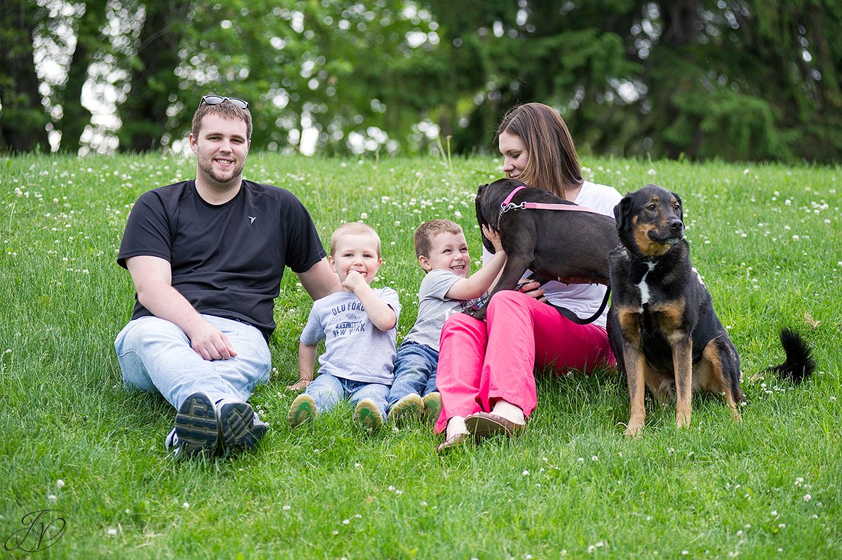 animal rescue family portrait