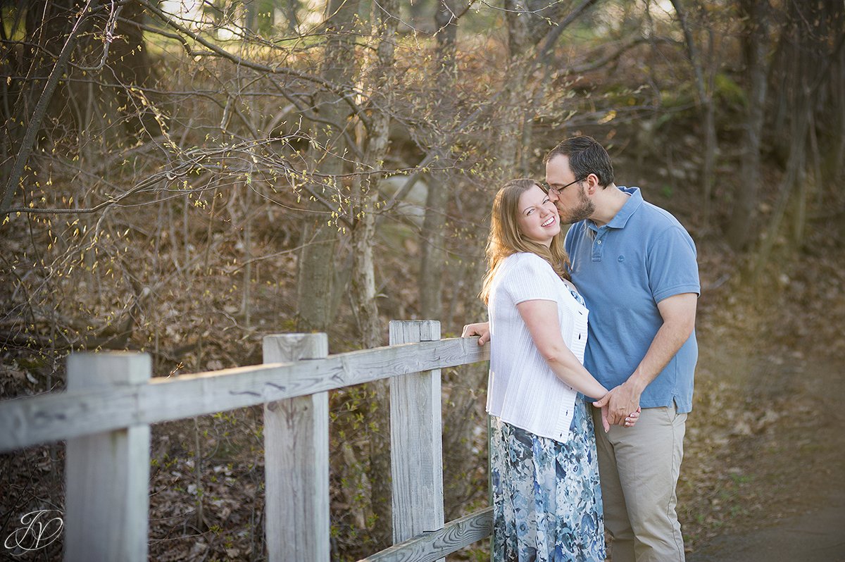 unique engagement photo, thacher state park