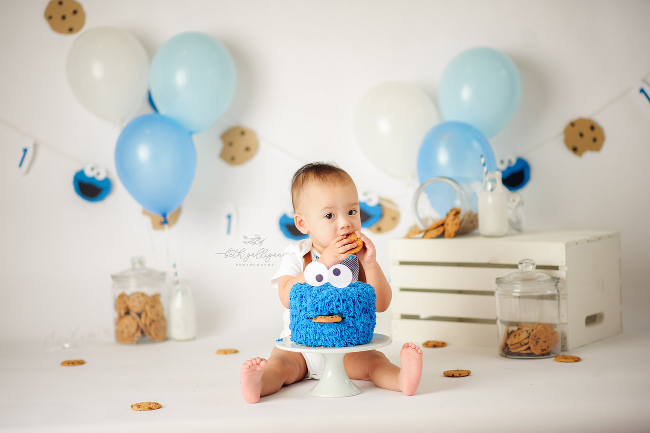 M's 4th Of July Cake Smash With Beth Galligan Boston First Birthday Photographer