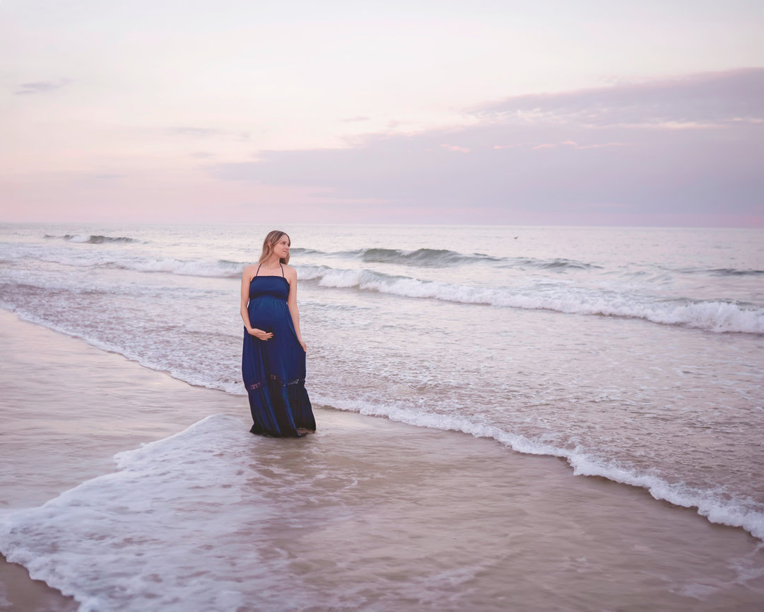 When Should You Schedule Your Maternity Photos on Long Island?