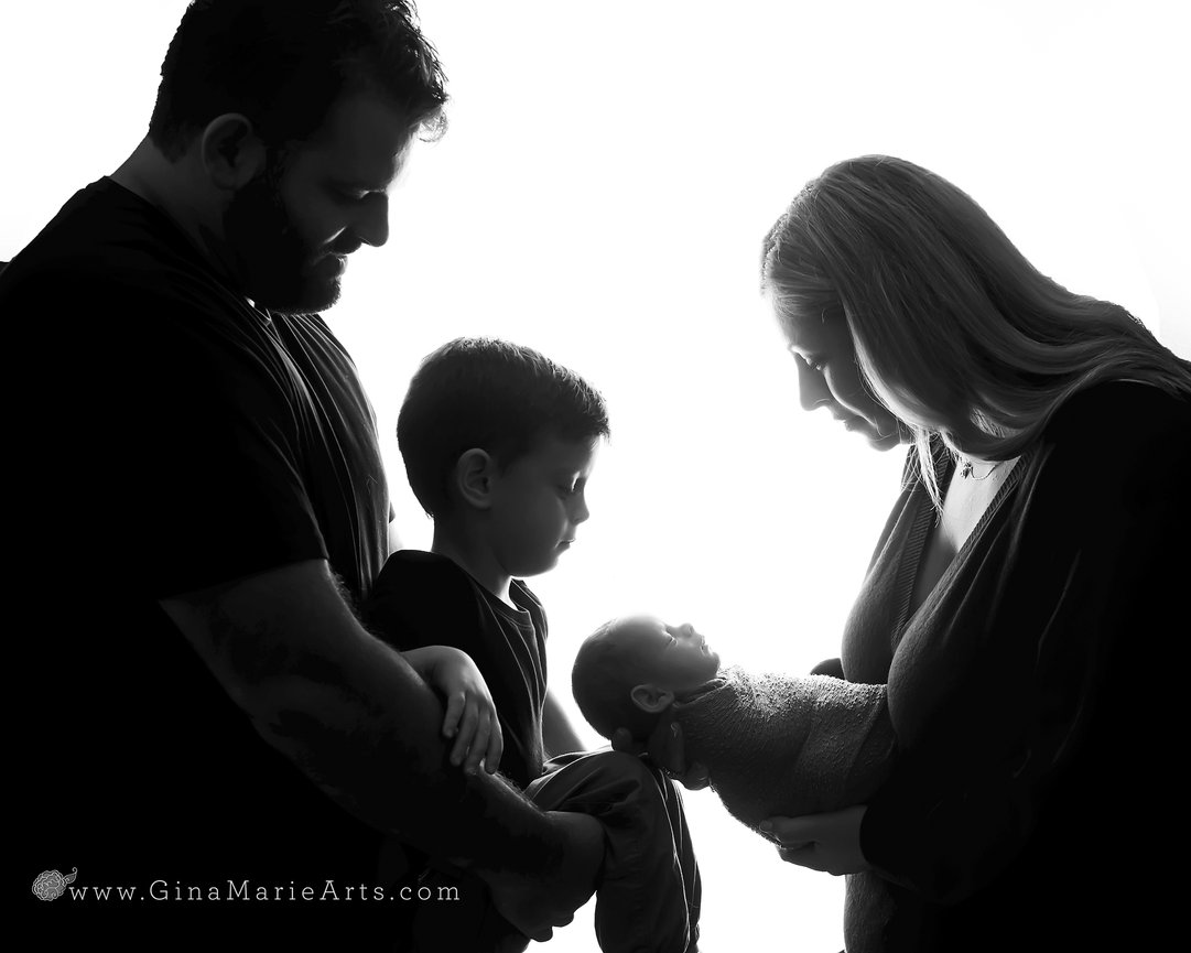 When Should You Schedule Your Maternity Photos on Long Island?