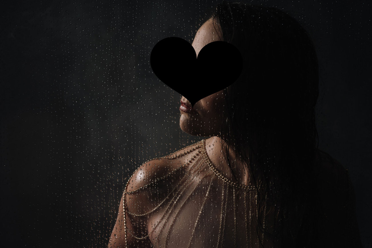 Mr. & Mrs. L's Couples Boudoir Session