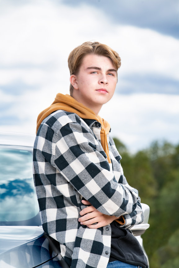 Clinton Iowa Senior Pictures, Pix Along The Way, Greg, Prince of Peace