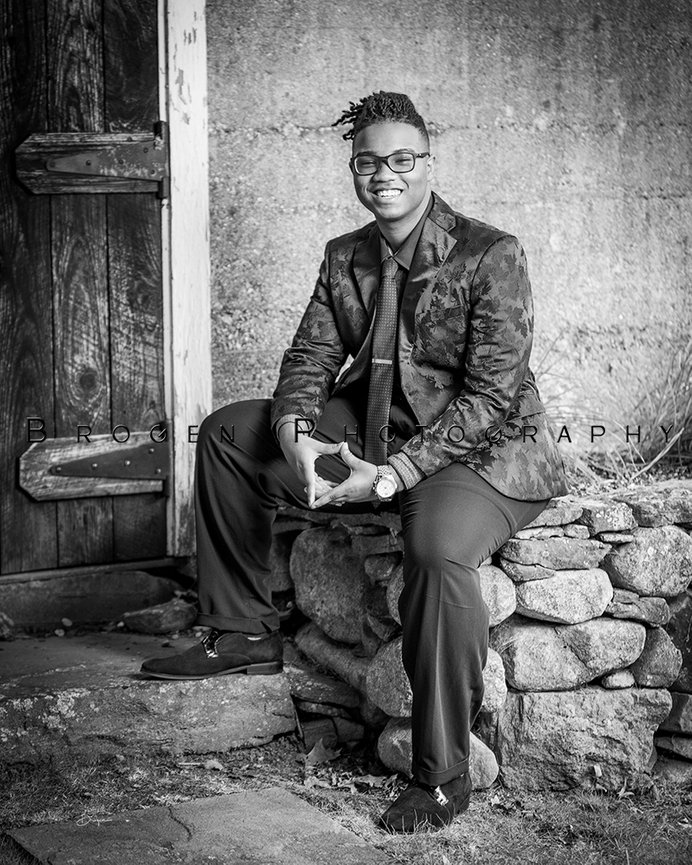 SENIOR PORTRAIT SESSION