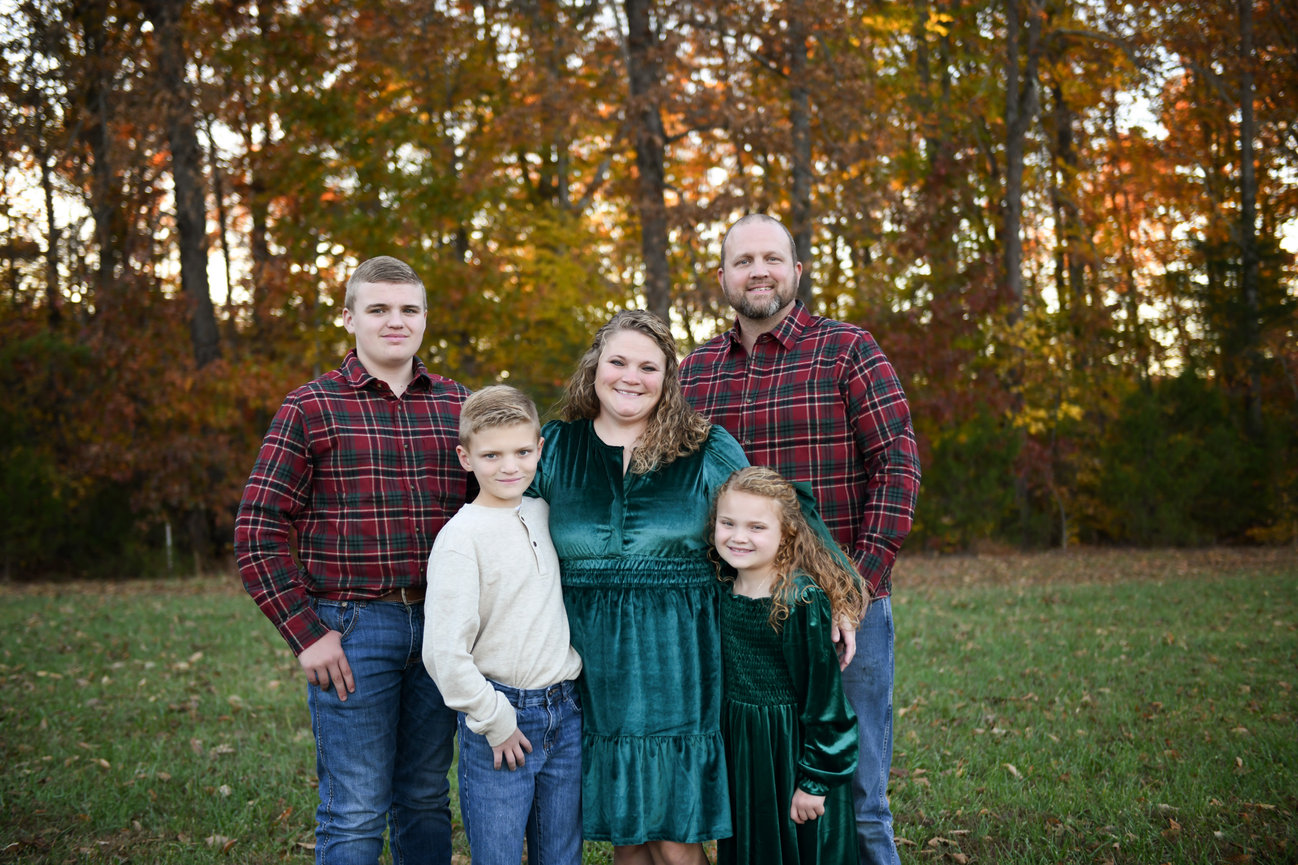 Why Fall Family Photos Are Worth Making Time For