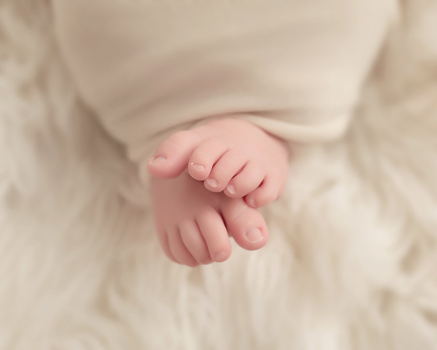 Beautiful Newborn Josephine - West Los Angeles Baby Photographer 