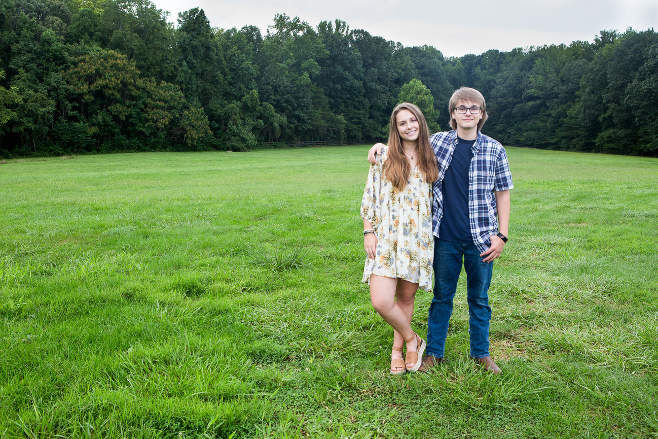 Flowers and Fun - A Family Lifestyle Session at Dogwood Farms