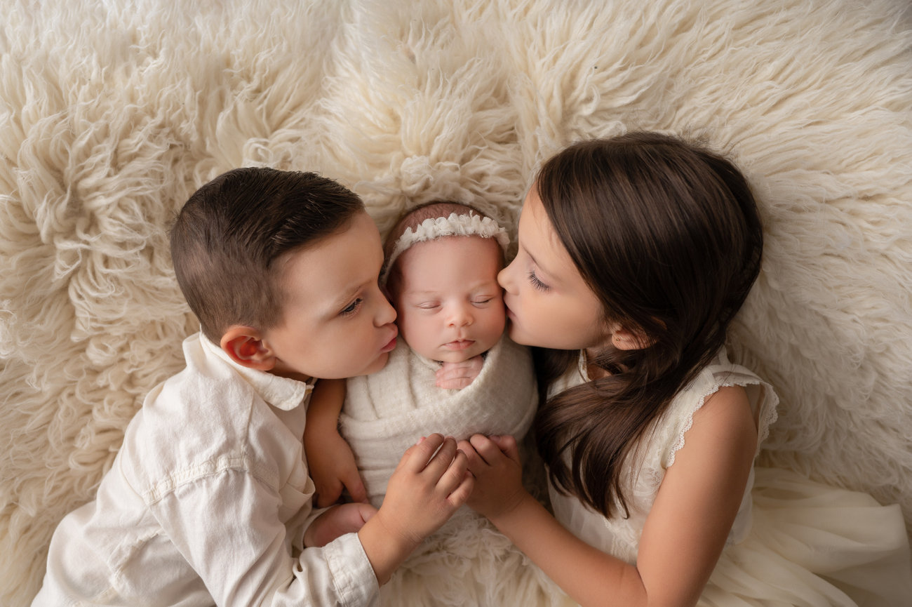 Julian Thomas 6 days new