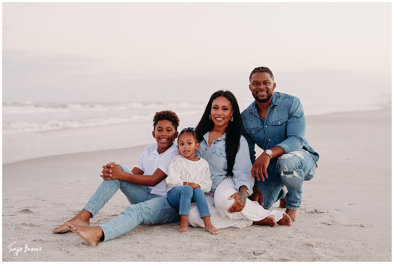Vintage car couples shoot