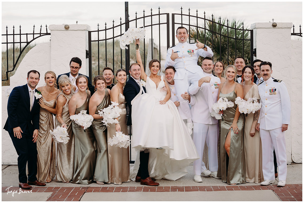 Vintage car couples shoot