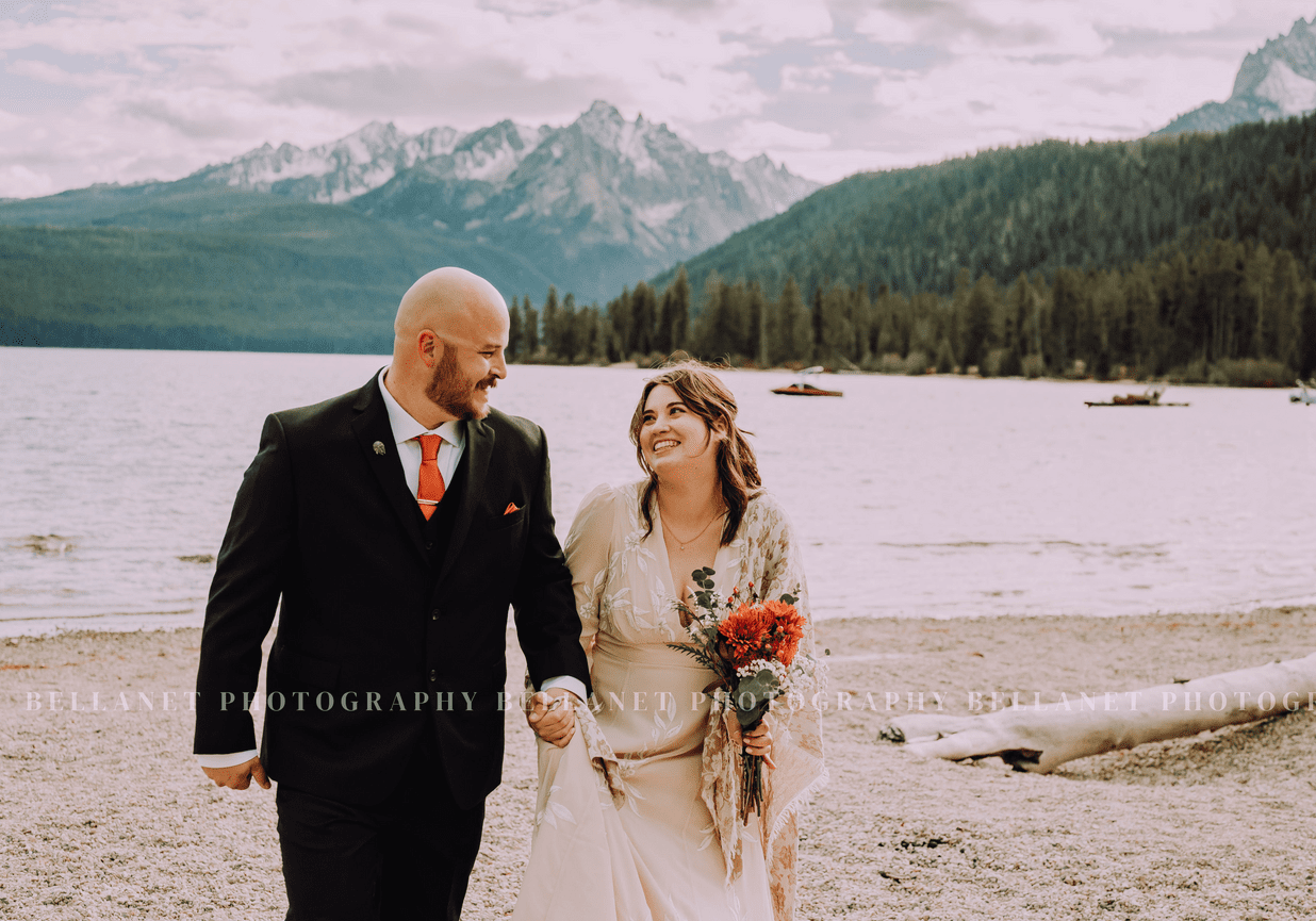 Nick and Eva Sweet Water Hollow Salmon Idaho Idaho Wedding