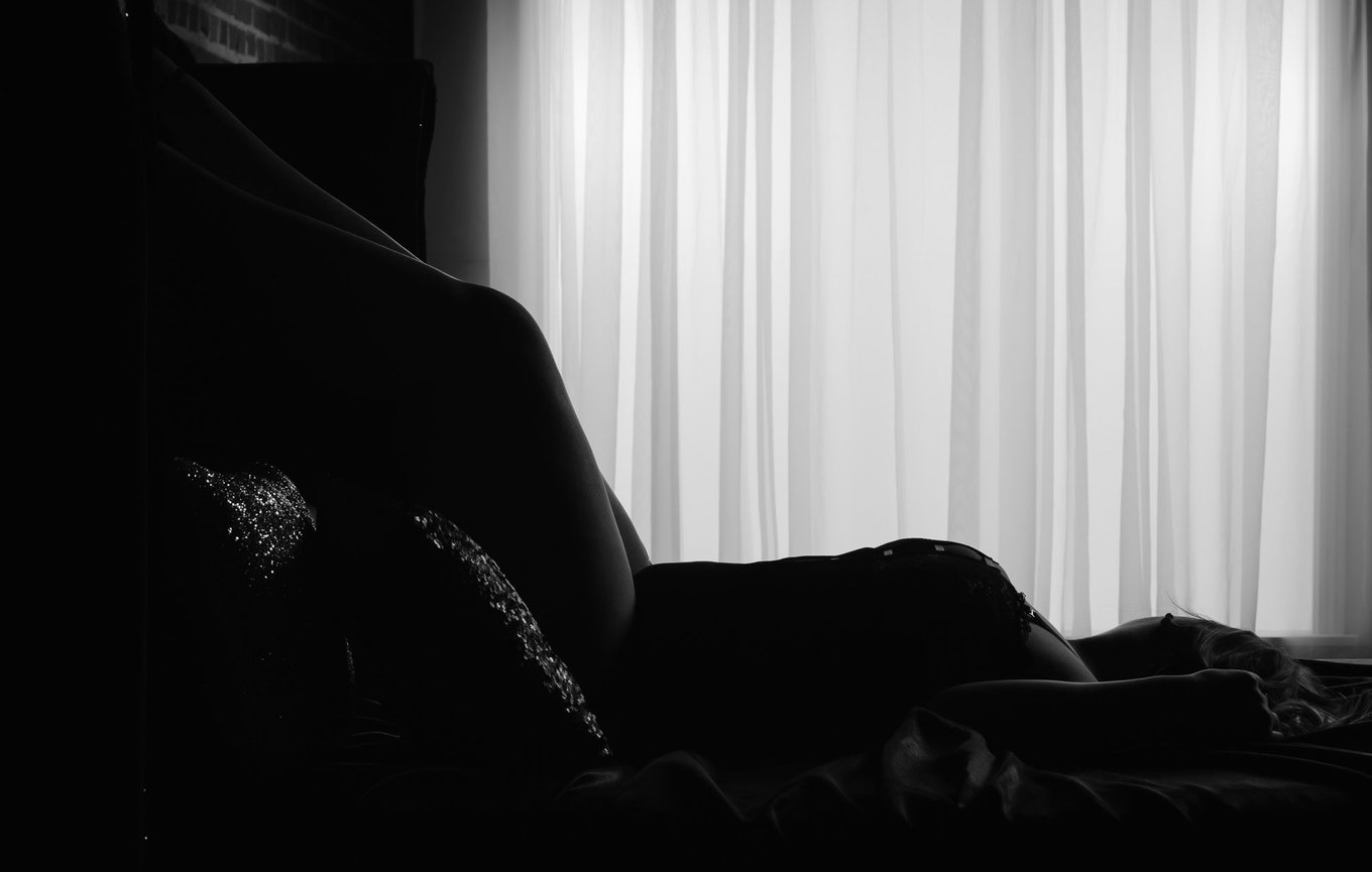 Mr. & Mrs. L's Couples Boudoir Session