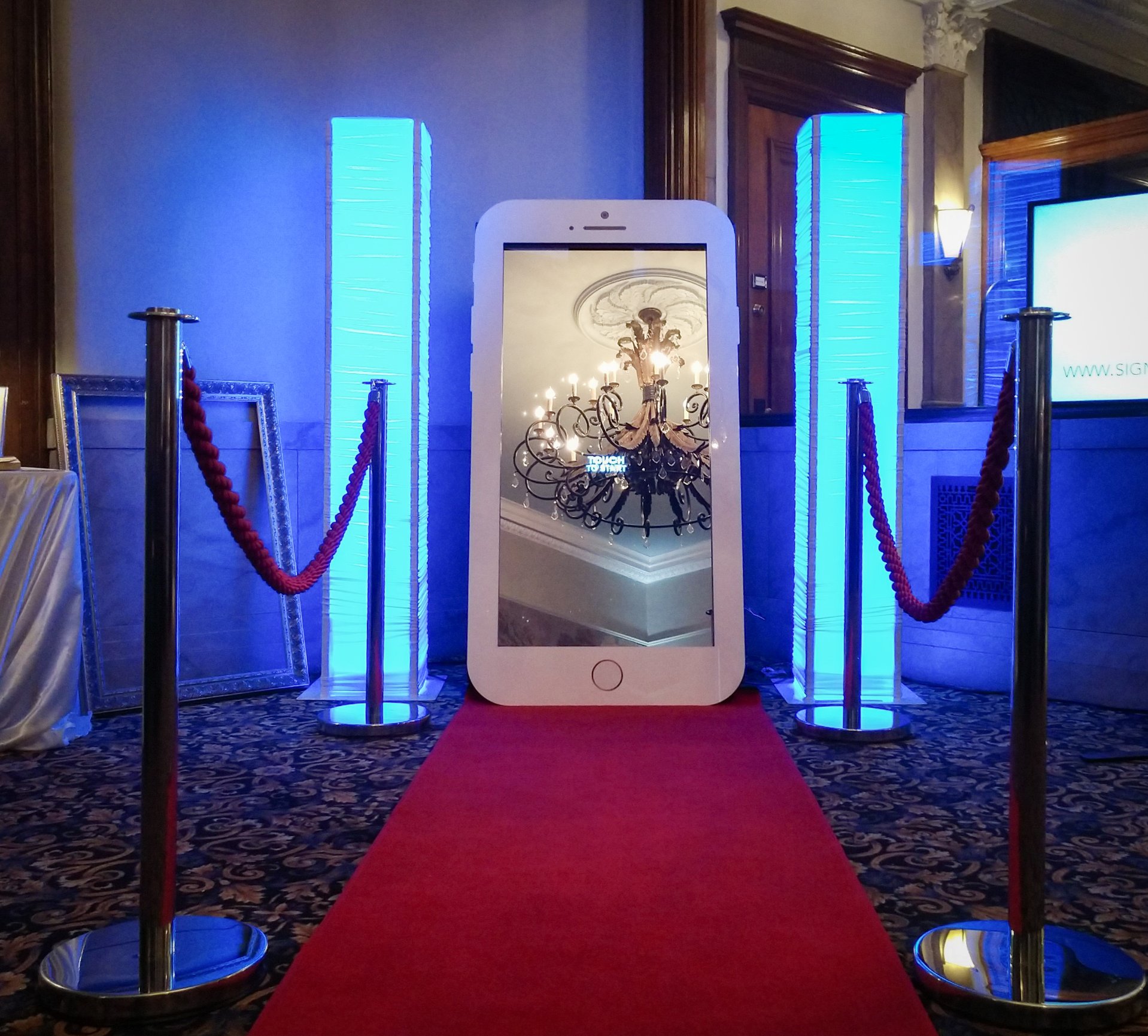 Mirror Package | Signature Photo Booth Rentals