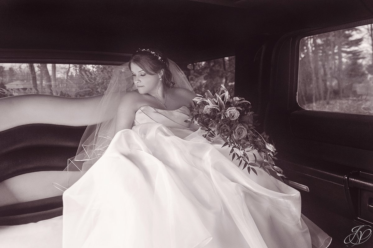 intimate photo of bride before going into church, photo of bride in limousine