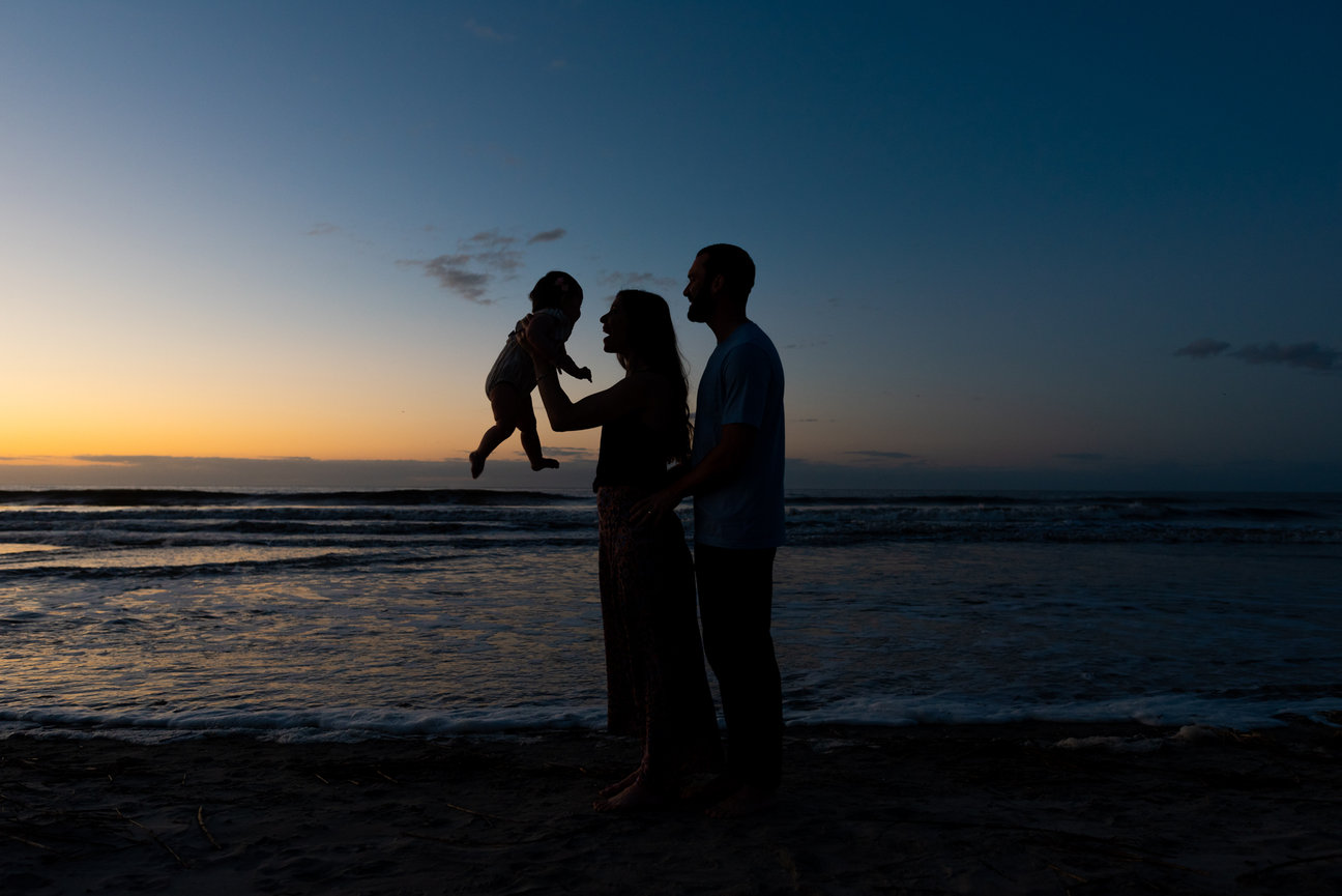 Isle of Palms and Hampton Park Maternity Session, The Imhoede Family