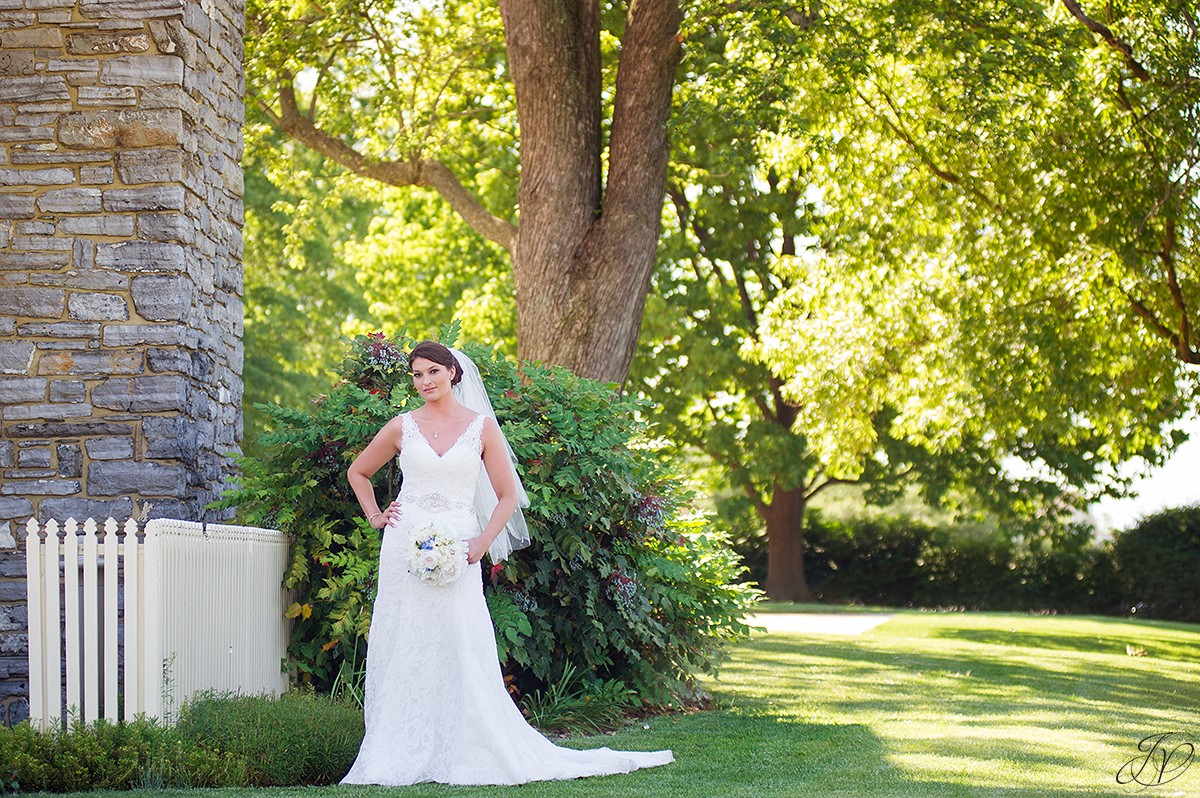 bridal portrait at Shenandoah valley golf club