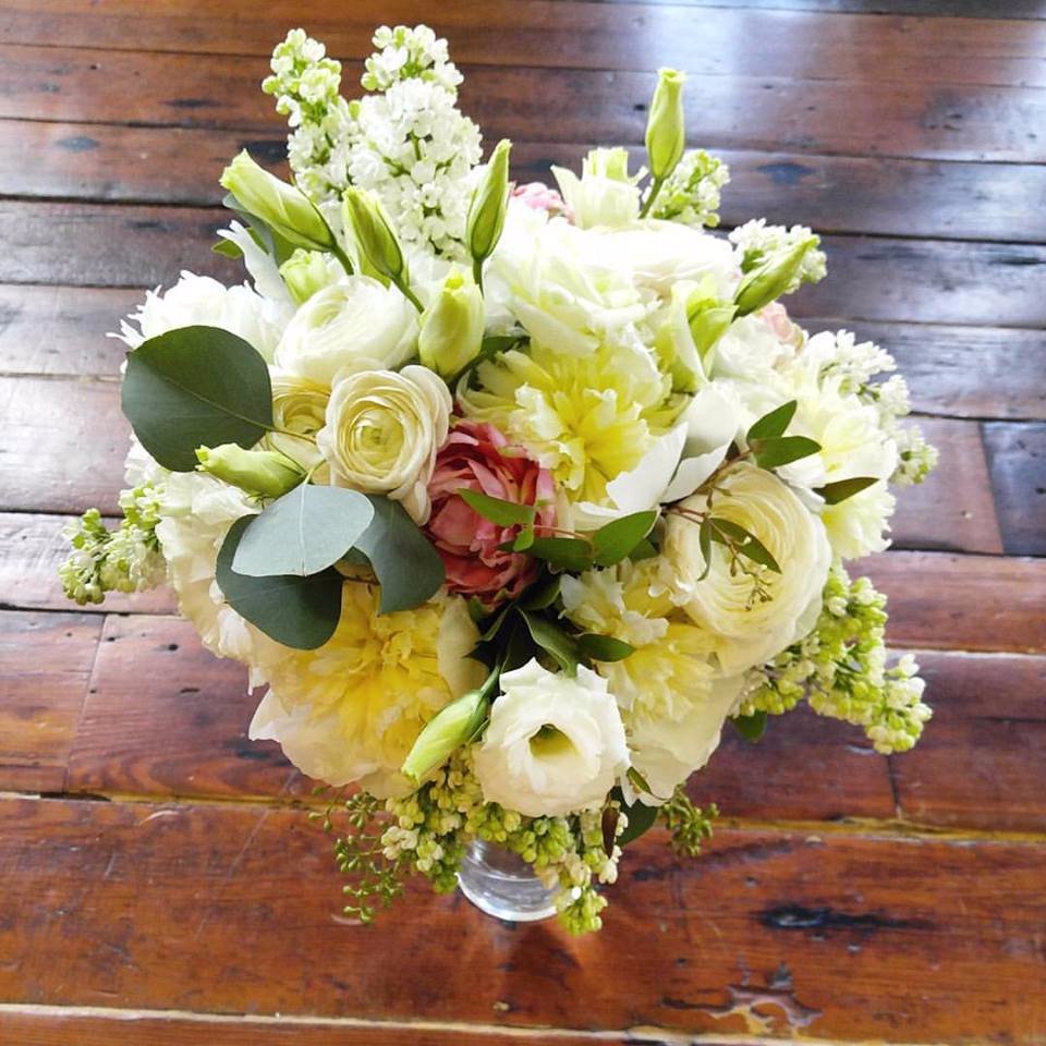 flower arrangements for delivery NOLA FLORA