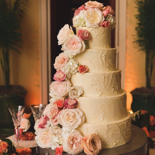 cake florals - NOLA FLORA