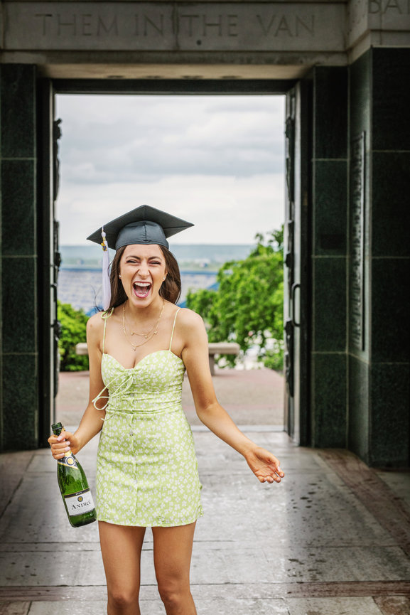 College Grad portraits - Kansas City Photographer - Center Stage Seniors