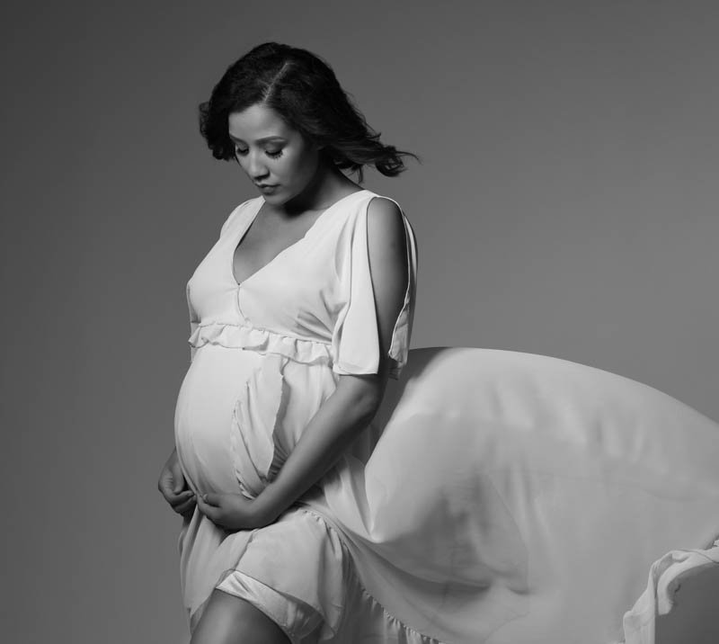 6 Reasons Why More Women Are Doing Maternity Photos (And You Should Too