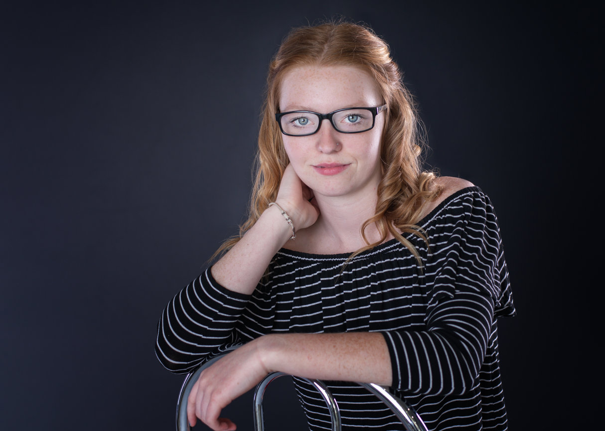 Parkview High School Senior Portraits in Orfordville Life in Pink