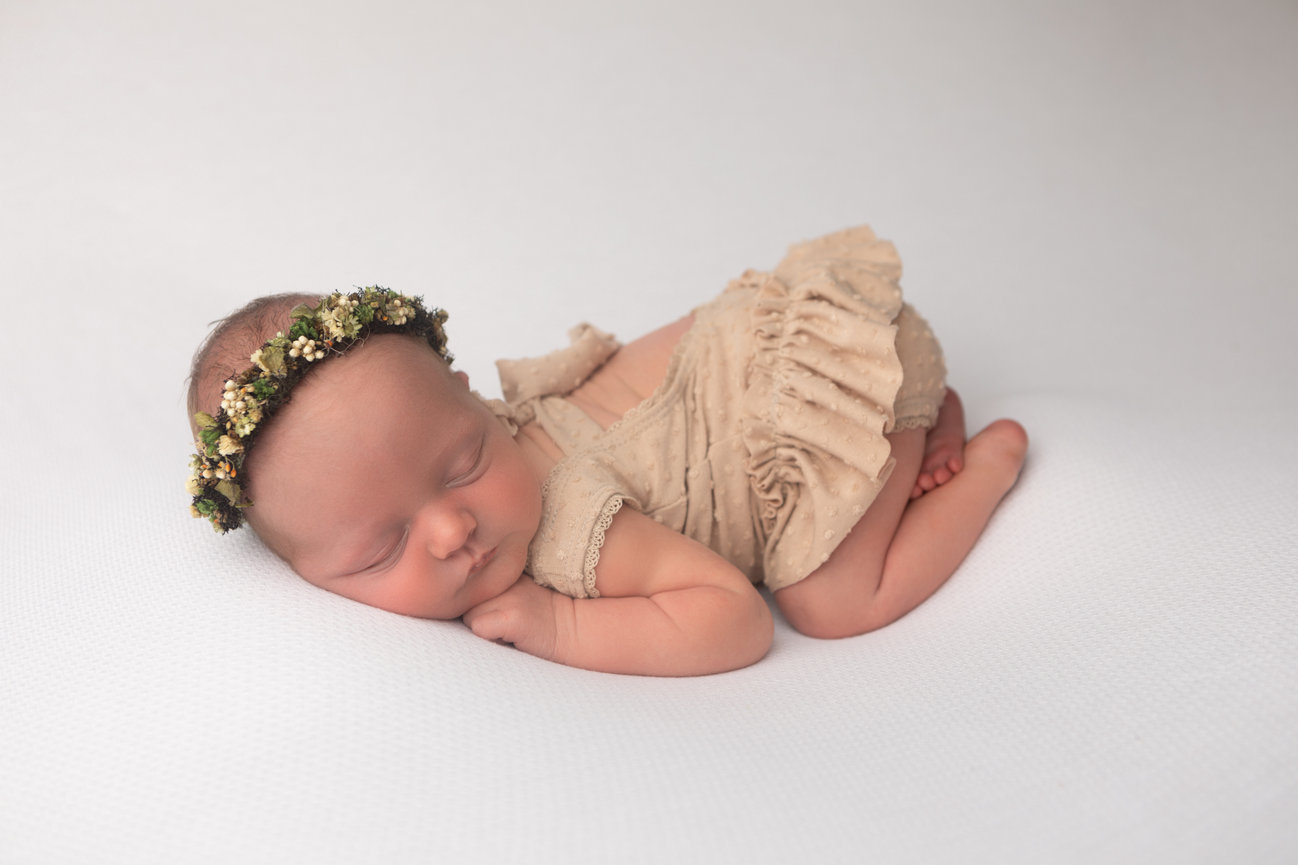 moreno valley newborn photographer,moreno valley newborn photographer, moreno valley newborn photography,  moreno valley baby photos, moreno valley maternity photography, moreno valley family portraits,