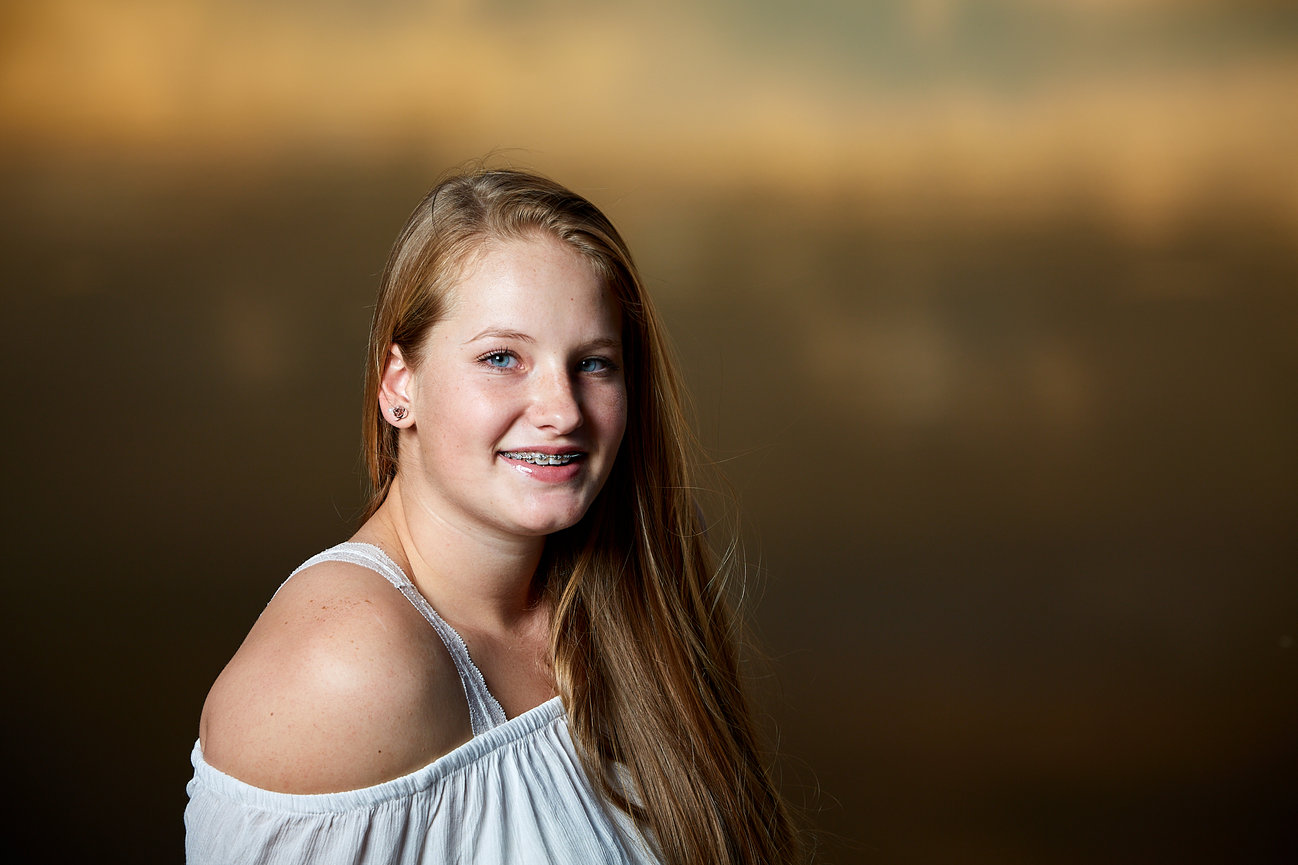 Senior portraits in Loveland, Colorado on location with Photo Conscious