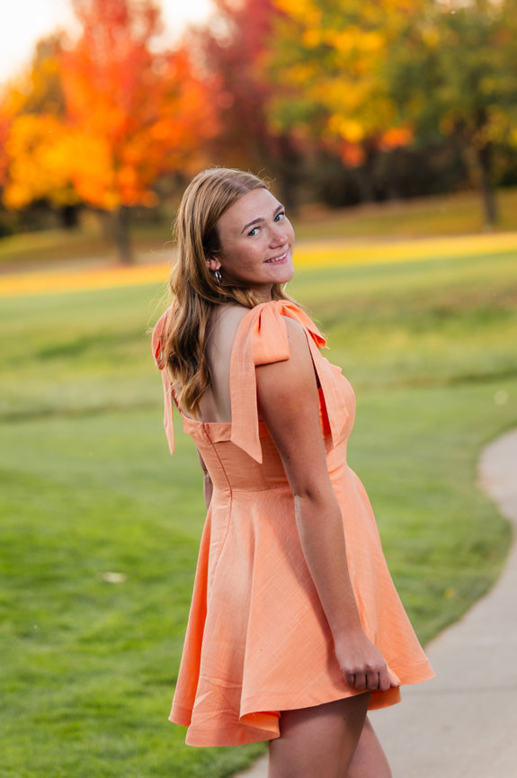 Senior year photo of girl in fall. Eagle, Idaho