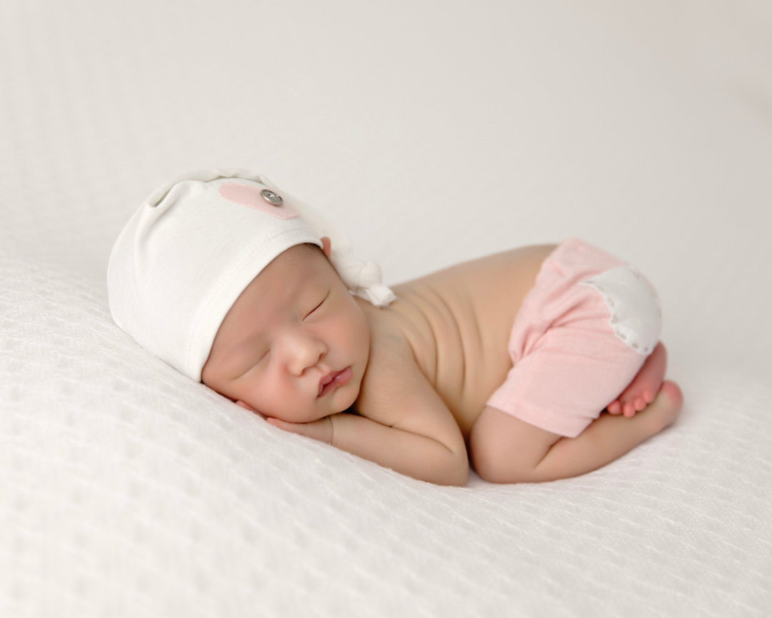 Teeny tiny baby girl, Los Angeles Newborn Photography - Los Angeles Newborn  Baby Photographer, Maxine Evans Photography