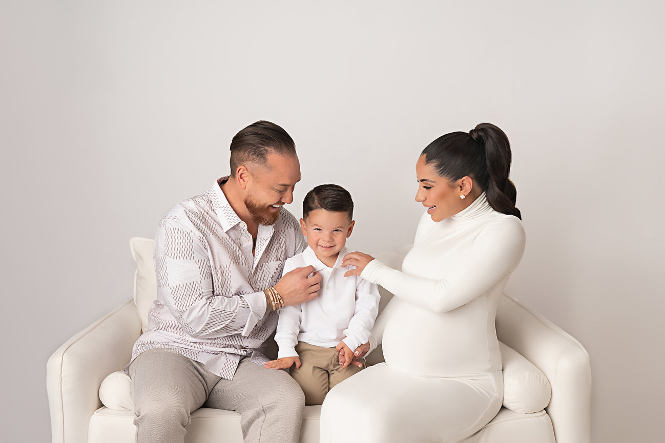 Sea Girt family captured in clean, modern studio session