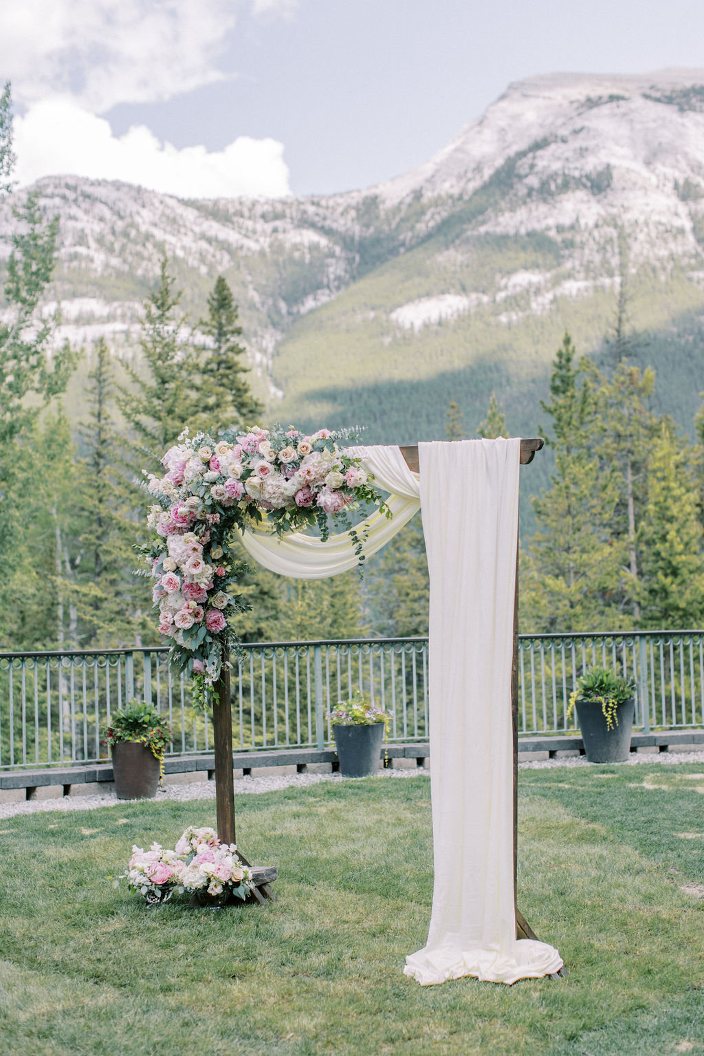 14 Best Wedding Venues in Canmore, Banff and the Canadian Rockies