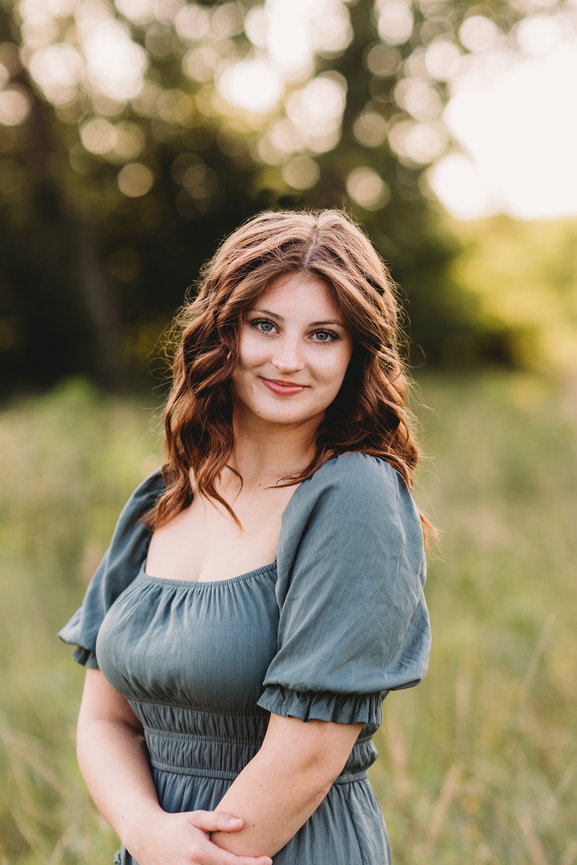 Omaha Nebraska Photographer Senior Portraits Bennington