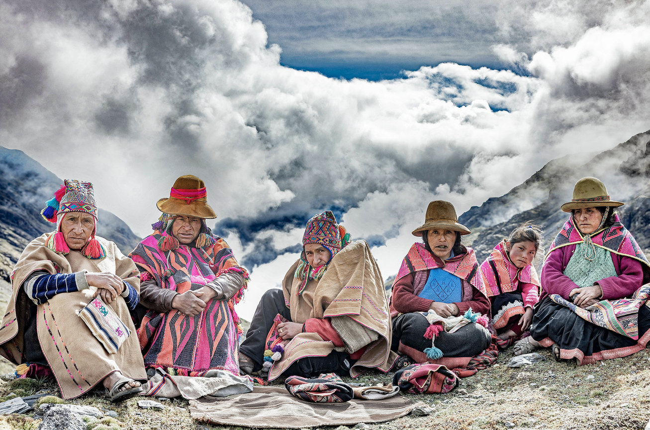 Tribes of Peru/ - Official Website / Artist Photographer Arno Elias
