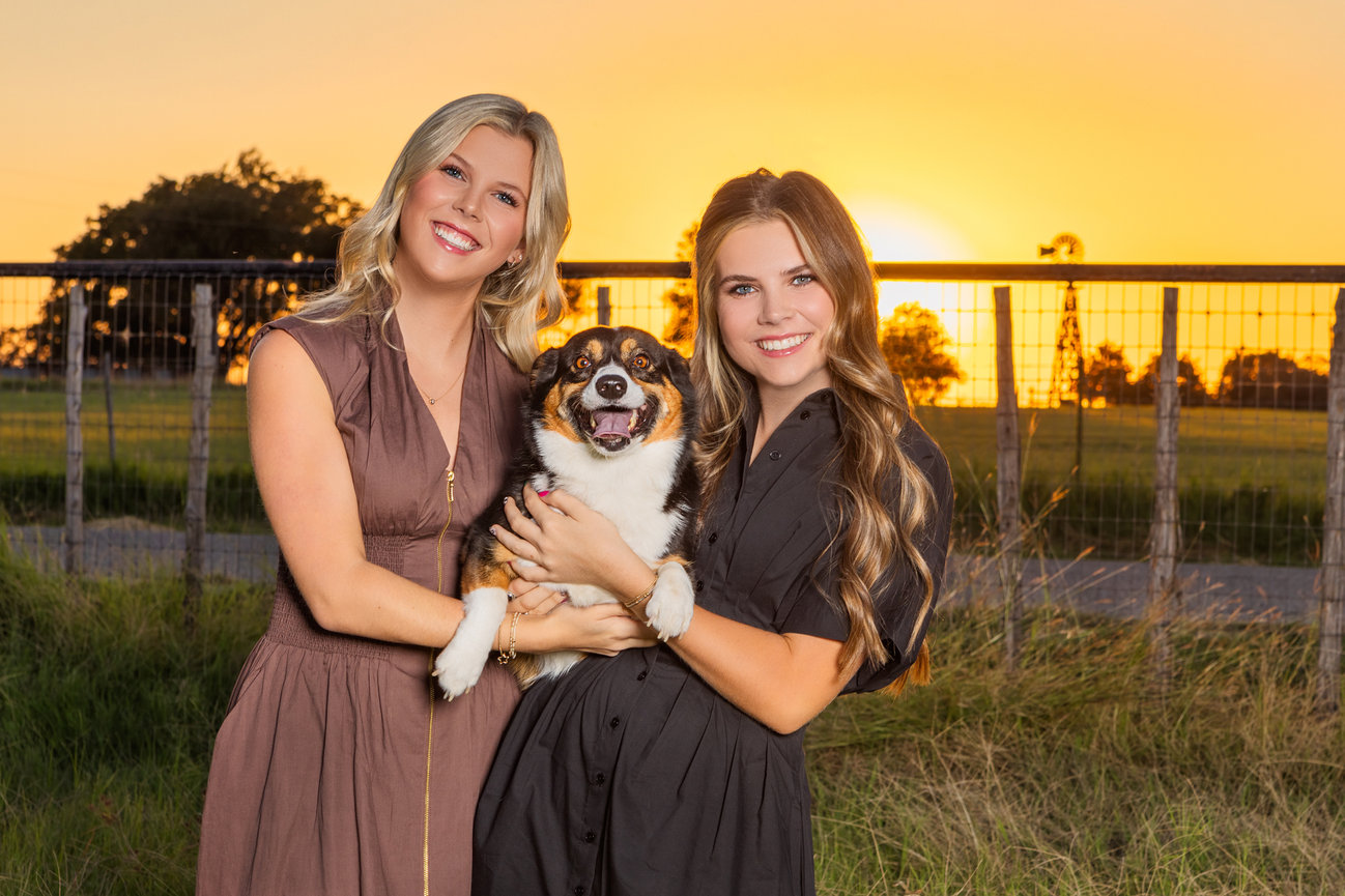 Pet portrait of a corgi and his family at a ranch in weatherford, Texas.