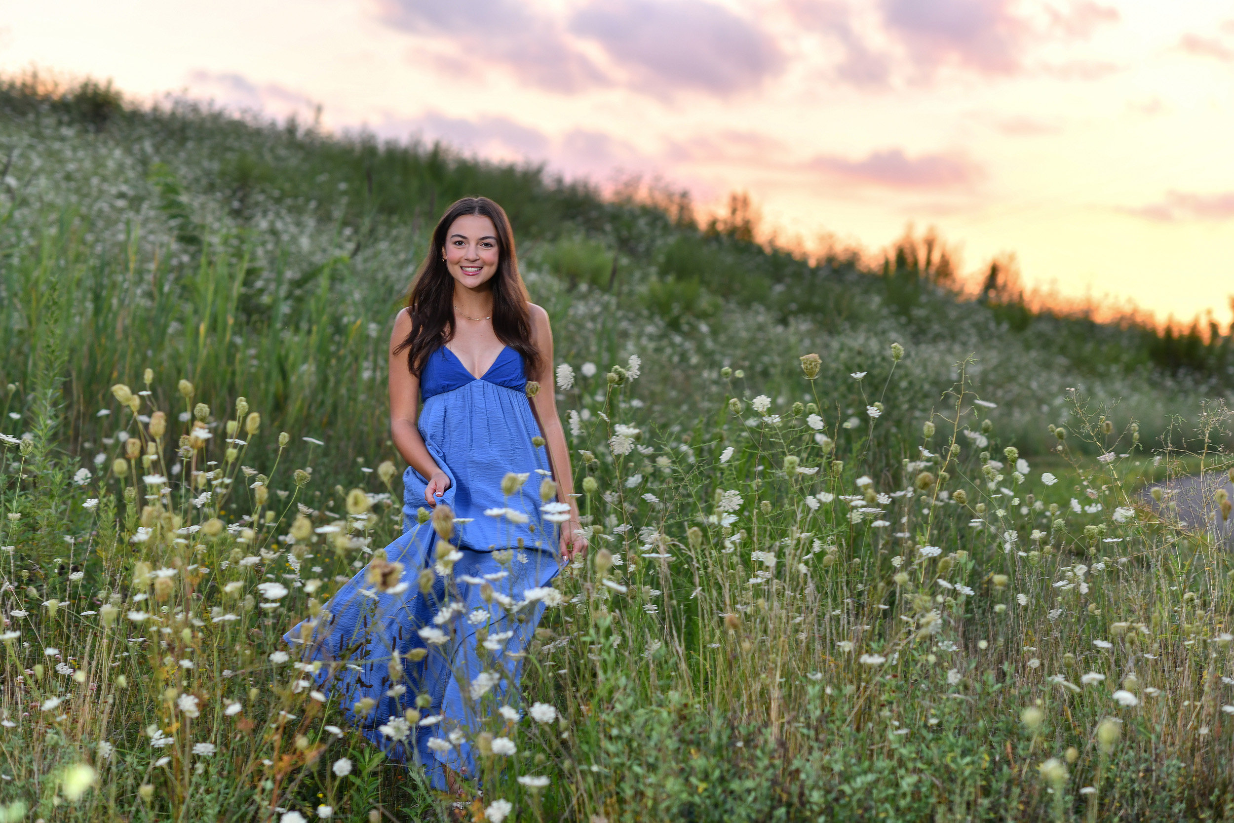 Ultimate Guide to Senior Picture Outfits: What to Wear & What to Skip